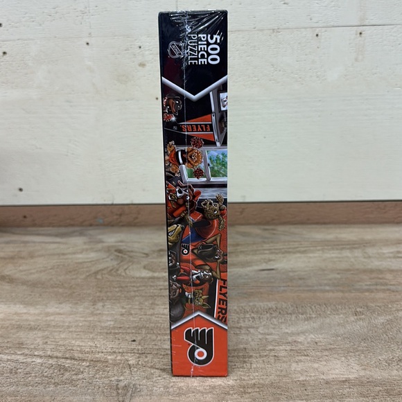 NEW NHL Philadelphia Flyers Purebred Fans 'A Real Nailbiter' Puzzle - 500pc - Picture 5 of 6